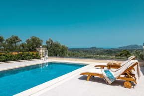 Aithra Country House
